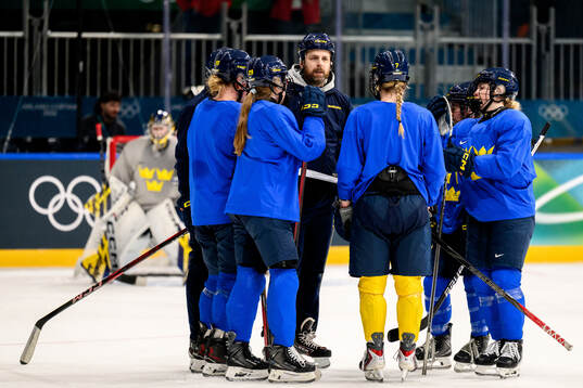 Head coach Ulf Lundberg of Sweden at a ice hockey practice