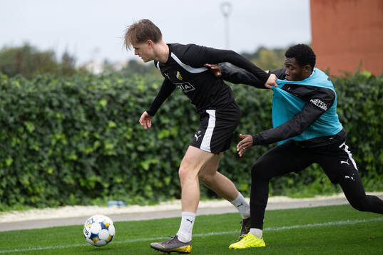 Ben Engdahl och  Abdoulaye Doumbia