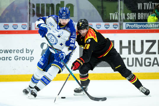 Leksands Nolan Stevens och Brynäs Johannes Kinnvall