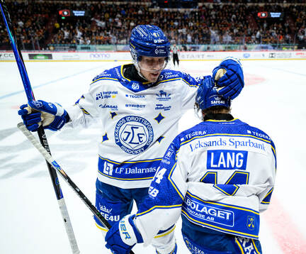 Leksands Oskar Lang jublar