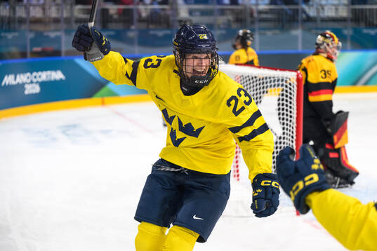 Thea Johansson of Sweden celebrates the 4-1 goal in the