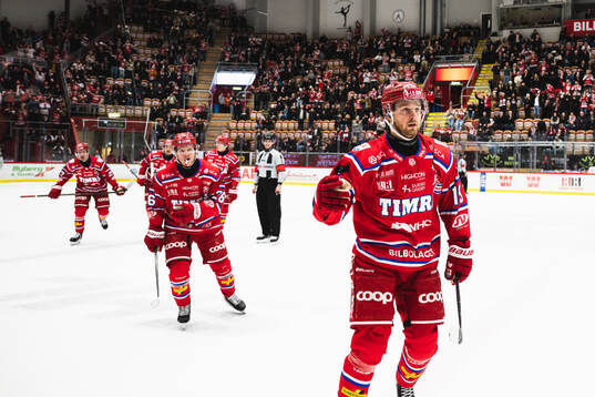 Timrås Marcus Westfält jublar