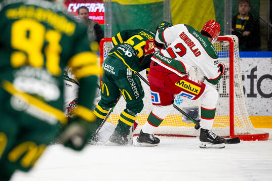 Björklövens Fredrik Forsberg gör 6-2