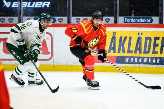 Färjestads Filip Roos och Brynäs Anton Rödin