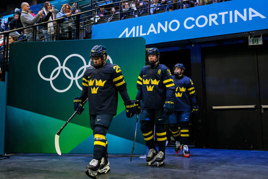 Lina Ljungblom and Sara Hjalmarsson of Sweden