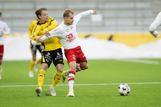 Elfsborgs Simon Hedlund och Fredrikstads Aleksander Andresen