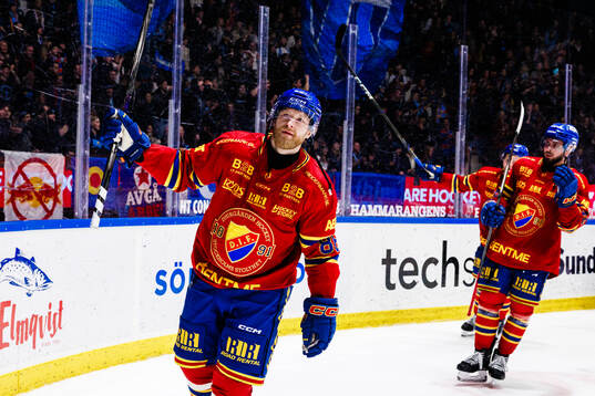 Djurgårdens Linus Klasen jublar