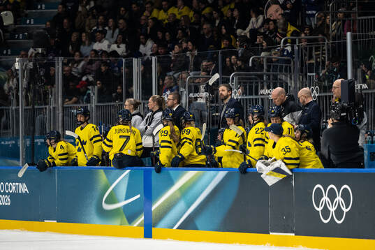 Head coach Ulf Lundberg of Sweden in the women's ice hockey