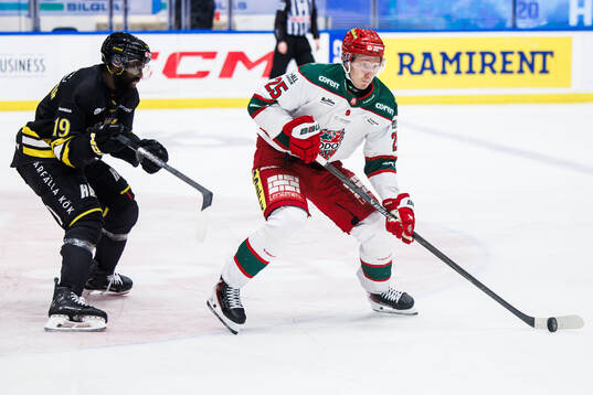 AIKs Daniel Muzito Bagenda och Modos Carl Mattsson