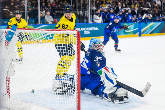 Rickard Rakell of Sweden and Davide Fadani of Italy in the