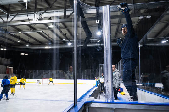 Head coach Ulf Lundberg of Sweden at a ice hockey practice