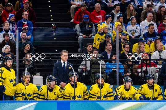 Head coach Sam Hallam of Sweden in the men's ice hockey