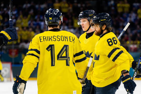 Rasmus Dahlin, Joel Eriksson Ek and William Nylander of