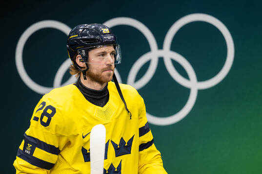 Elias Lindholm of Sweden