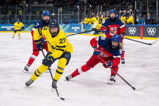 Thea Johansson of Sweden and Tereza Pistekova of Czech