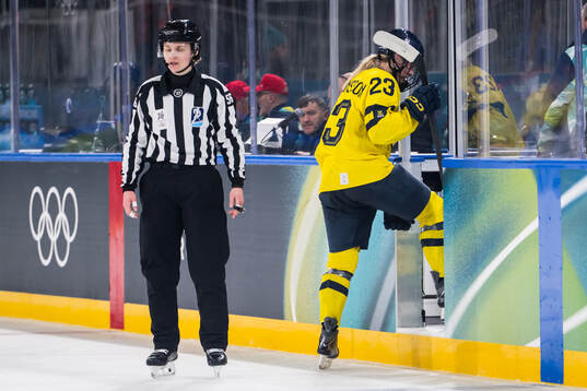 Thea Johansson of Sweden in the women's ice hockey quarter