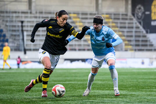 AIKs Anna Oskarsson och Gefle IFs Alva Karlsson
