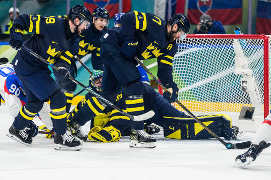 Adrian Kempe, Victor Hedman and goaltender Jacob Markström