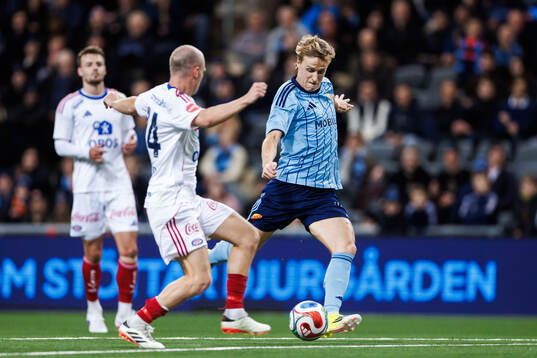 Vålerengas Petter Strand och Djurgårdens Jeppe Okkels