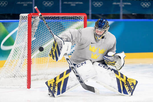 Ebba Svensson Träff of Sweden at an ice hockey practice
