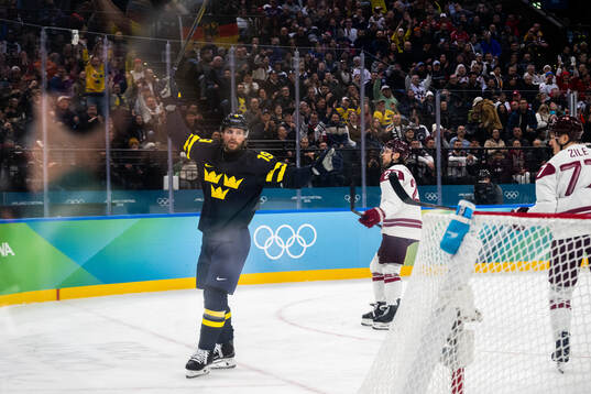 Adrian Kempe of Sweden celebrates