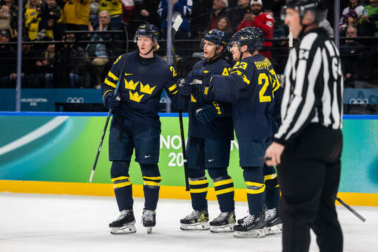 Gabriel Landeskog, Rasmus Dahlin, Gustav Forsling and Lucas