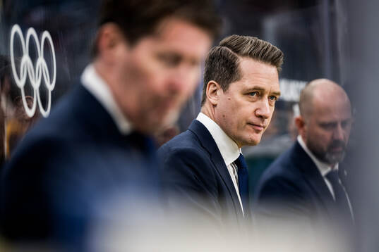 Head coach Sam Hallam of Sweden in the men's ice hockey