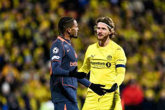 Manuel Akanji of Inter and Kasper Høgh of Bodø/Glimt