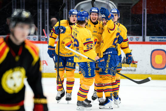 Djurgårdens Philip Holm jublar