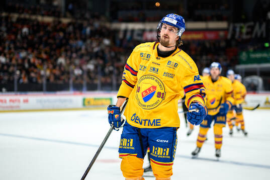 Djurgårdens Philip Holm jublar