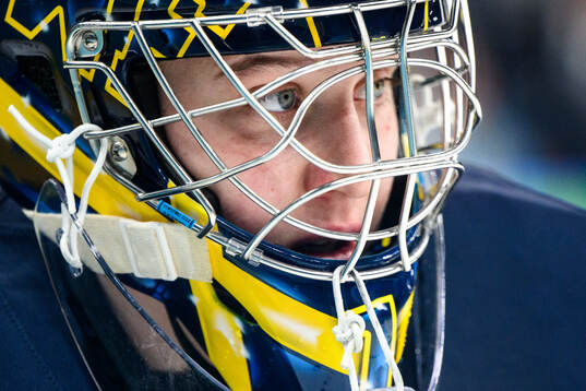 Goaltender Ebba Svensson Träff of Sweden ahaed of the