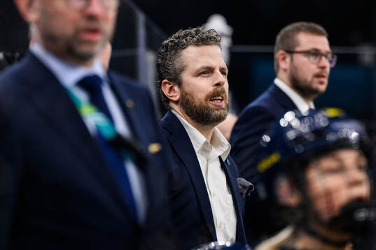 Head coach Ulf Lundberg of Sweden in the women's ice hockey