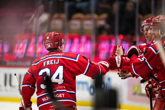 Timrås Alfons Freij jublar