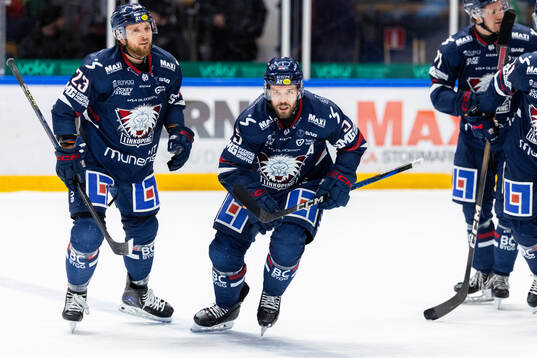 Linköpings Oscar Fantenberg jublar