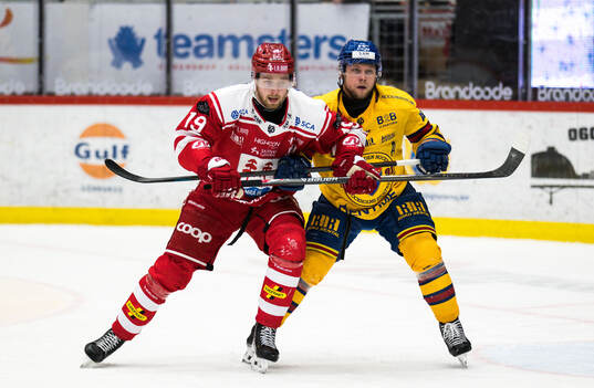 Timrås Marcus Westfält och Djurgårdens Jesper Pettersson