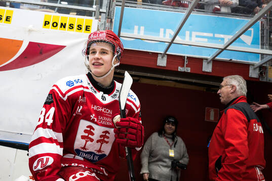 Timrås Alfons Freij jublar