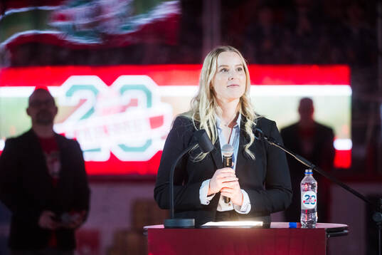 Hyllning för Modos Olivia Carlsson som firades med en