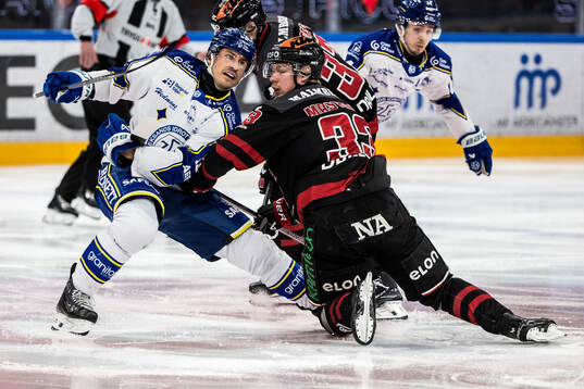 Leksands Jon Knuts och Örebros Christopher Mastomäki