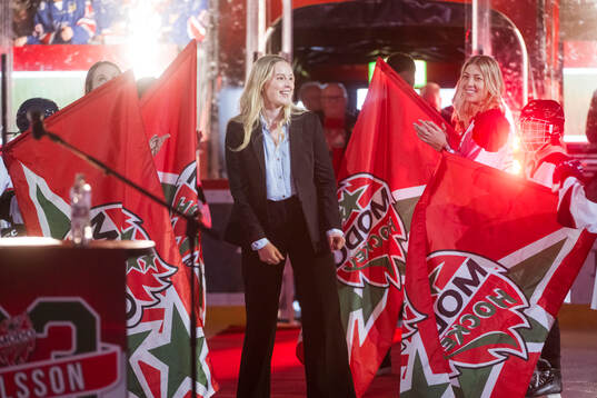 Hyllning för Modos Olivia Carlsson som firades med en