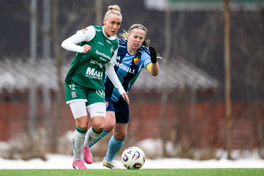 Alingsås Maja Ragnewall och Djurgårdens Therese Åsland