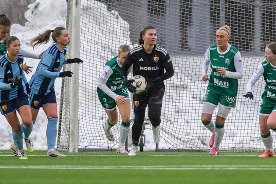 Djurgårdens målvakt Anna Aurora Koivunen