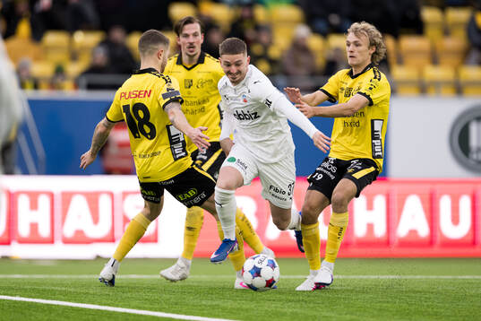 Elfsborgs Julius Magnusson och Simon Olsson och