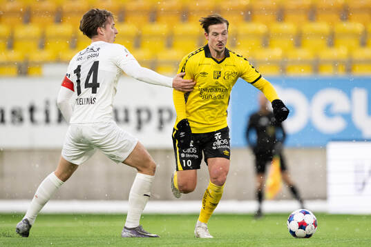 Helsingborgs Lukas Kjellnäs och Elfsborgs Simon Olsson