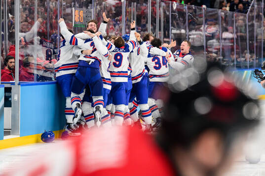 Players of USA celebrate