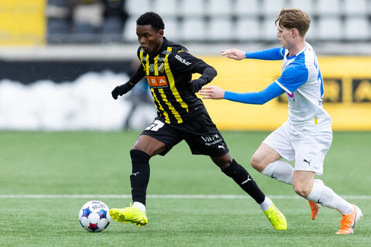 Häckens Abdoulaye Doumbia och Oddevolds Elias Forsberg