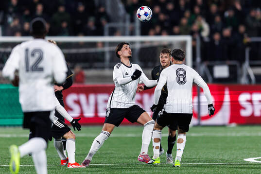 Landskronas Enes Hebibovic och GAIS Kevin Holmén