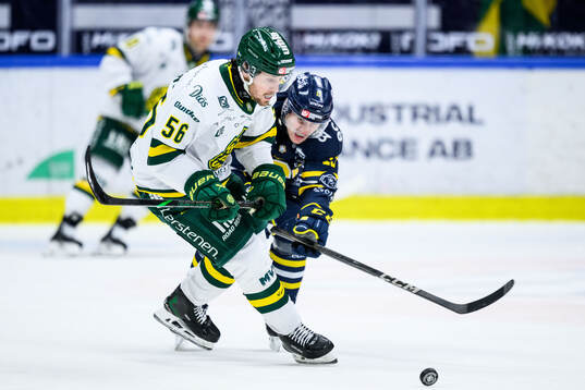 Björklövens Fredrik Forsberg och Södertäljes Henrik