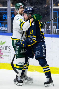 Björklövens Olli Vainio och Södertäljes William Wiå