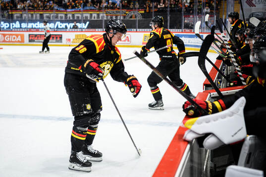 Brynäs Linus Ölund har ont