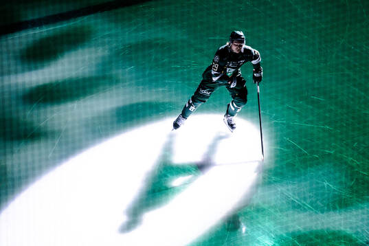 Färjestads Oskar Steen